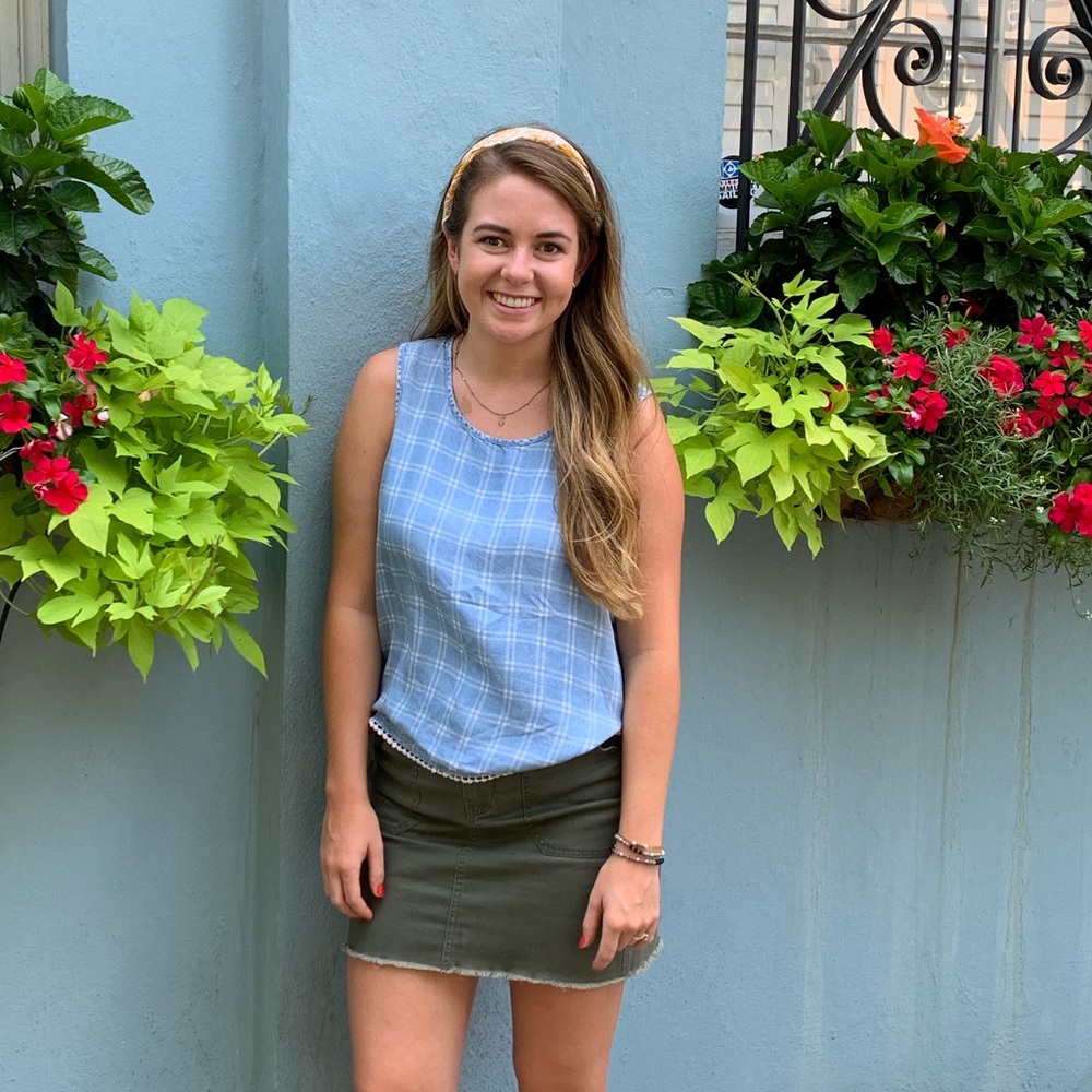 Meet your Posher, Emily
